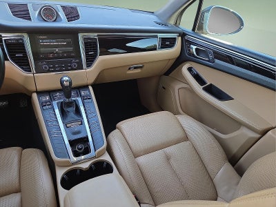 2018 Porsche Macan Base
