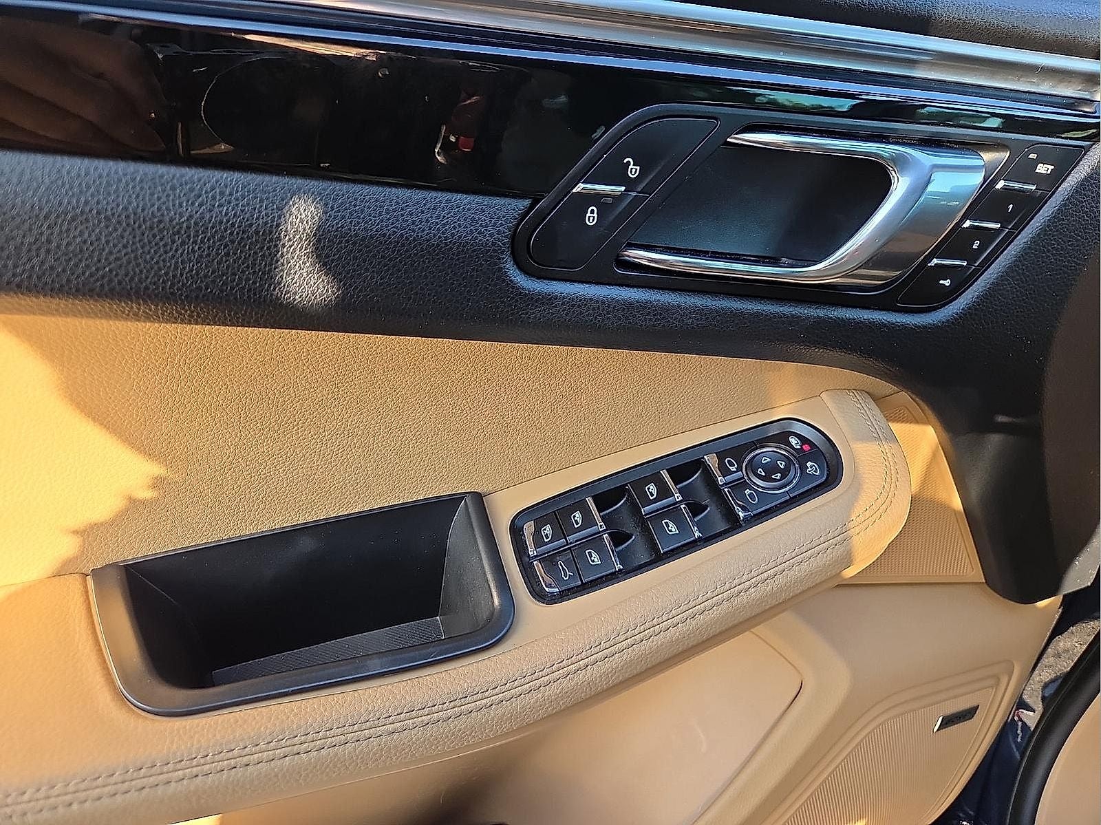 2018 Porsche Macan Base