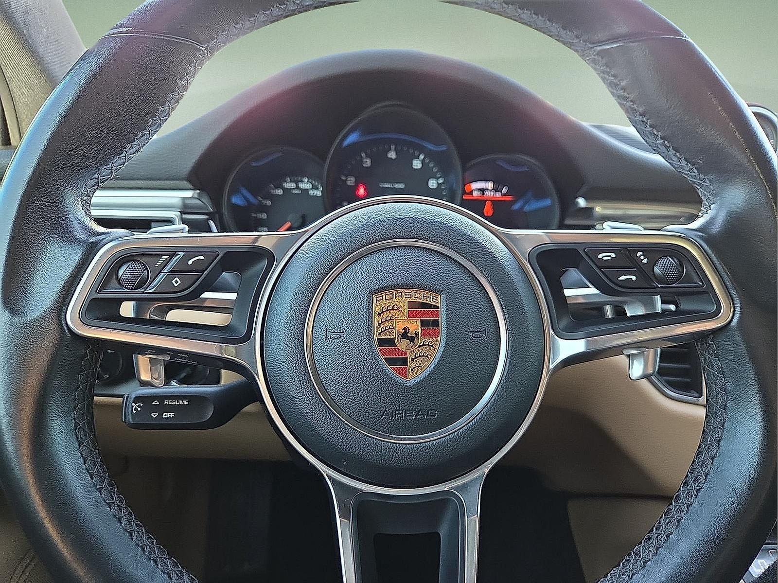 2018 Porsche Macan Base