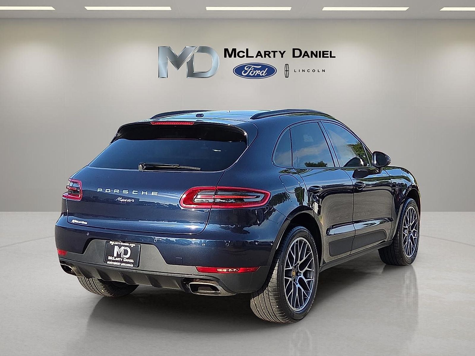 2018 Porsche Macan Base