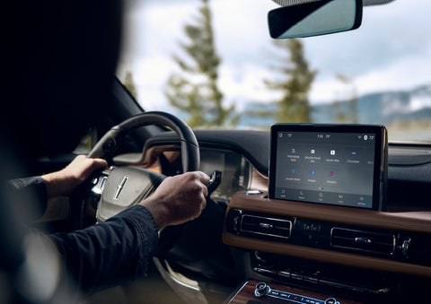 The center touch screen in a 2024 Lincoln Aviator® SUV is shown | McLarty Daniel Lincoln in Bentonville AR