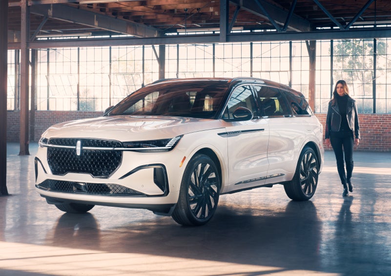 A person approaches a 2024 Lincoln Nautilus® SUV. | McLarty Daniel Lincoln in Bentonville AR