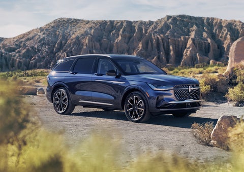 A 2024 Lincoln Nautilus® SUV is parked in a desert national park. | McLarty Daniel Lincoln in Bentonville AR