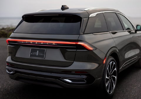 The rear of a 2025 Lincoln Black Label Nautilus® SUV displays full LED rear lighting. | McLarty Daniel Lincoln in Bentonville AR