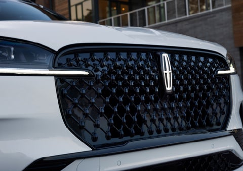 The front grille of a 2026 Lincoln Aviator® SUV is shown. | McLarty Daniel Lincoln in Bentonville AR