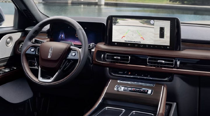 The backup camera of the 2027 Lincoln Aviator® SUV is displayed on screen. | McLarty Daniel Lincoln in Bentonville AR